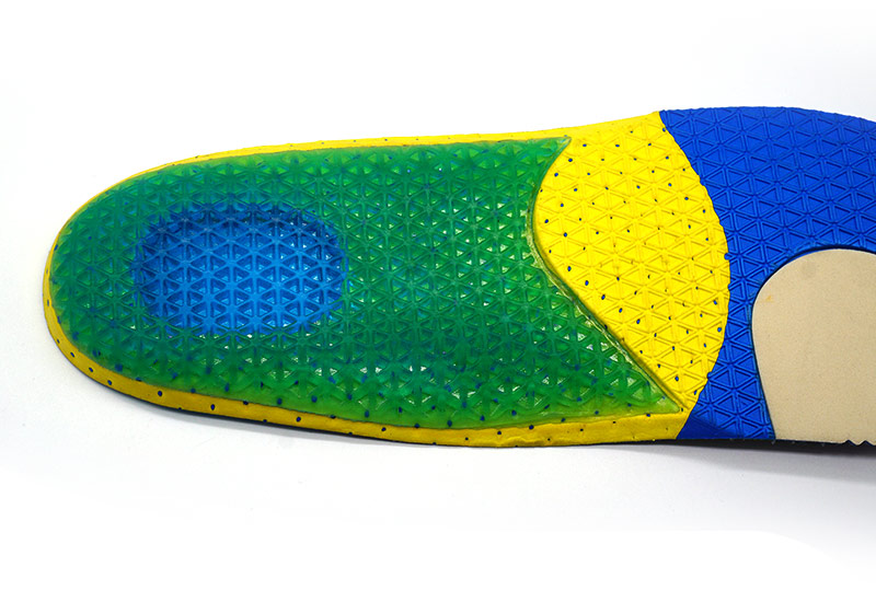 Custom massaging insoles supply for sports shoes maker