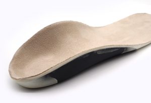 Deep heel cup insoles