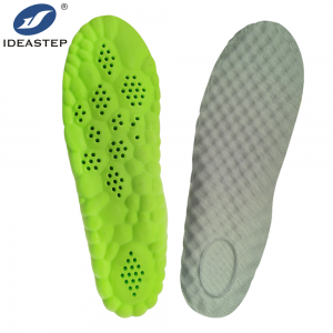 Comparison between PU insoles and latex insoles